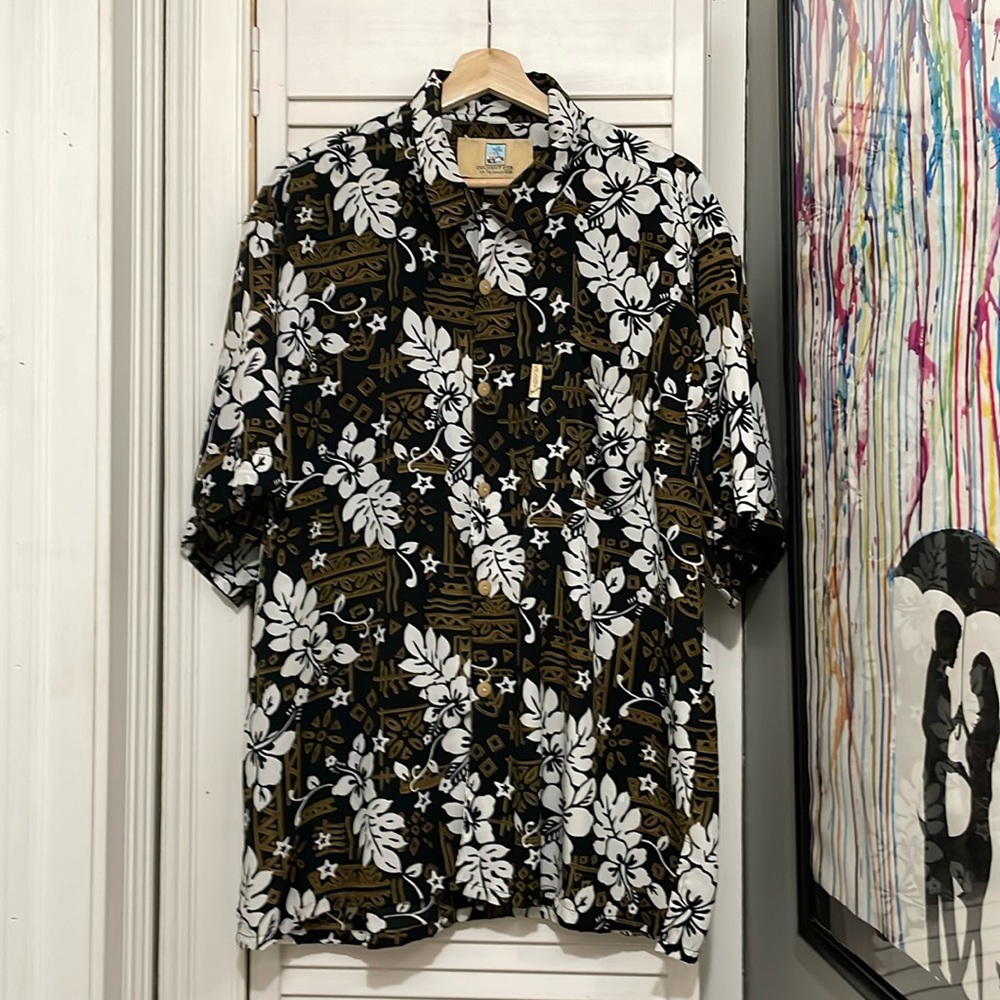 Coconut Pier Tropical Short Sleeve Button Down Shirt